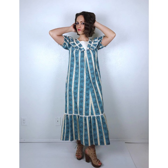 vintage 70s Blue STRIPED MuuMuu Maxi DRESS xs/s cottage core ruffles Hawaii boho - Picture 2 of 10